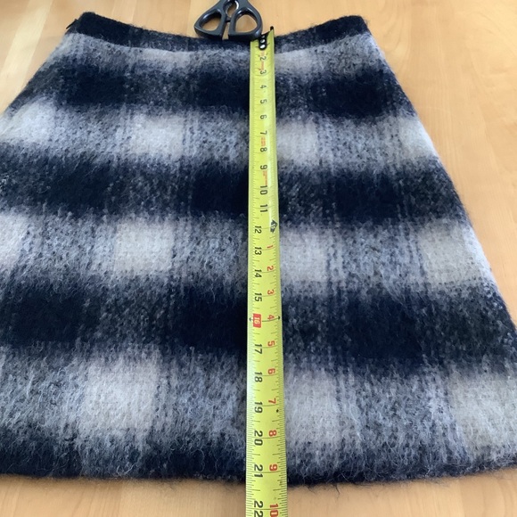 A.L.C. Italian wool skirt - Picture 4 of 9